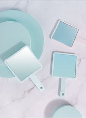 Ins-Style Handheld Vanity Mirror for Dorm, Cute Mirror, HD, Portable Touch-Up Mirror, Handheld, Student Dormitory Use